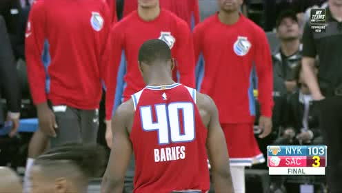 【NBA集锦】戴上八倍镜瞄准射击 巴恩斯极限三分压哨命中