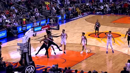 【NBA集锦】老将真香!安东尼小拉杆打成2+1