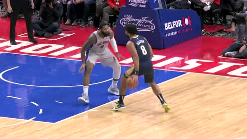 【NBA集锦】胯下变向强突德拉蒙德!奥卡福对抗中抛投打进2+1