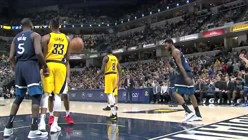 【NBA集錦】看到天賦了嗎 維金斯風(fēng)騷轉(zhuǎn)身舔籃晃暈特納還造犯規(guī)