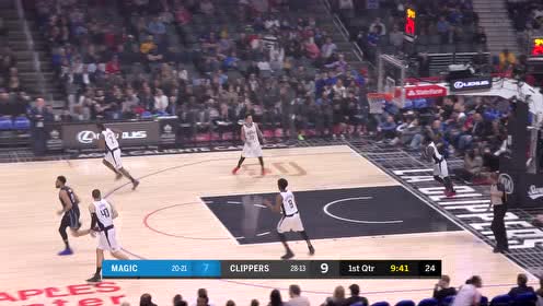 【NBA集锦】迎射祖巴茨! 戈登中距离跳投稳稳命中