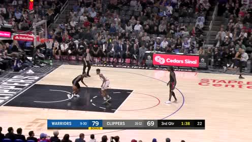【NBA集锦】不慌不忙稳定输出 普尔铁树开花三分狙进