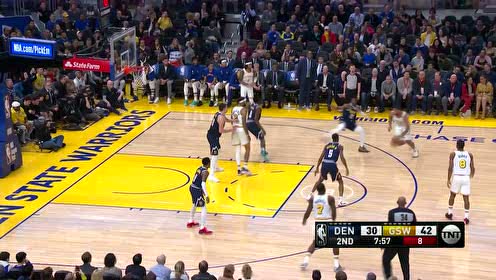 【NBA集锦】考利斯坦篮下背身单吃约基奇 接过斯佩尔曼直塞完成转身暴扣