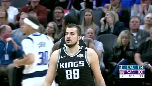 【NBA集錦】巴恩斯突破內(nèi)傳內(nèi)給的好巧妙 巴格利籃下吃餅扣籃就是這么狂