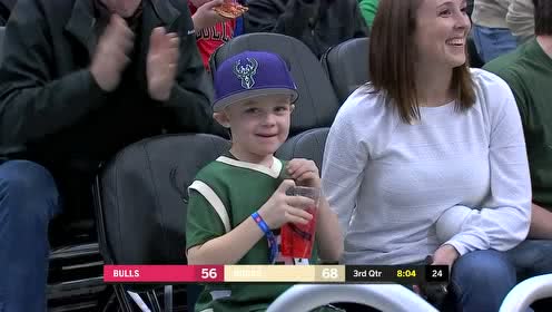 【NBA集锦】银鞍照白马飒沓如流星 字母哥流星突破挂筐暴扣