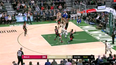 【NBA集锦】平地惊雷一声起 字母哥突袭篮下暴扣双臂擎天