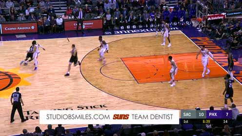 【NBA集錦】看得見我尾燈嗎 ?？怂雇蝗患铀亠w身劈扣