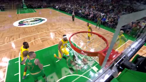 【NBA集锦】杰伦老师又来神仙球表演 倒地鱼跃一抛打进2+1
