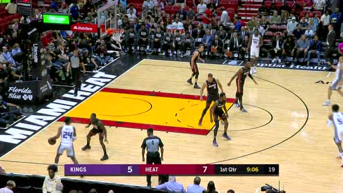 【NBA集锦】希尔德突然启动弯道超车 助飞巴格利点火飞天双手虐筐