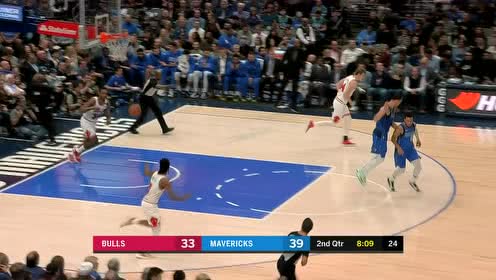 【NBA集錦】鮑威爾虛晃幾下戲耍防守上籃打進(jìn) 拉文彎道超車閃躲放籃十分絲滑