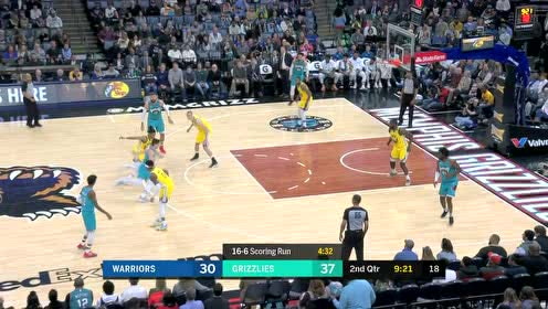 【NBA集锦】欺负勇士内线无人 瓦兰在禁区作威作福