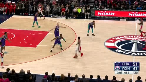 【NBA集锦】里应外合防不胜防 布里奇斯守株待兔接球上篮一气呵成