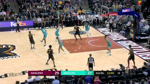 【NBA集錦】全隊人人會一手 亨森乘勝追擊接球三分應(yīng)聲入網(wǎng)