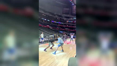 【NBA集锦】#随张指导去看球#一招鲜吃遍天 小卡赛前狂练中投命中率高的吓人
