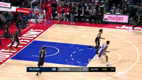 【NBA集锦】同样的位置完美复制一遍!加洛韦无情三分二连击
