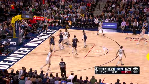 【NBA集锦】三分来得太快就像龙卷风 英格尔斯外线超远三分打进