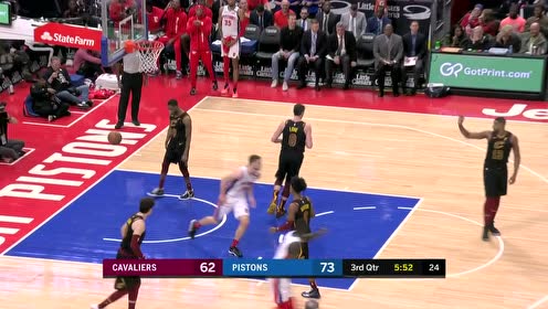 【NBA集錦】心有靈犀一點通 布朗助飛米哈伊柳克空接暴扣