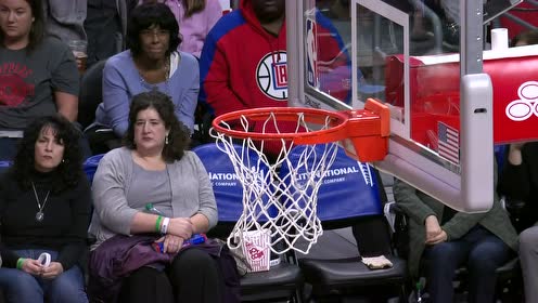 【NBA集锦】一出手就来个大的 伯克斯外线狙击强取3+1