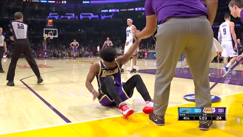 【NBA集錦】自家籃筐也不給力？ 波普接球反擊尷尬扣飛