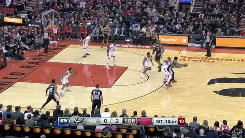 【NBA集锦】不用热身直接来!西卡1V1翻身跳投阿德弧顶三分轻松回击