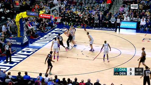 【NBA集锦】别人送的饼就是好吃 约基奇篮下起跳上篮美滋滋