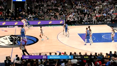 【NBA集錦】攻防一體！布克搶斷反擊一條龍暴扣
