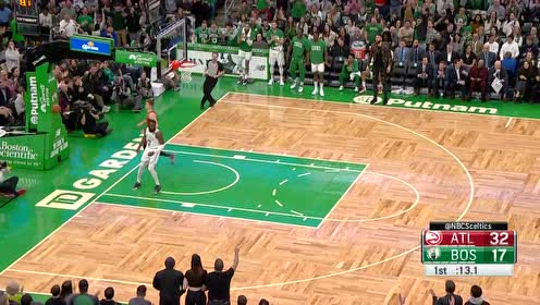【NBA集锦】杀你个措手不及!布朗抢断下快攻双手灌篮得分