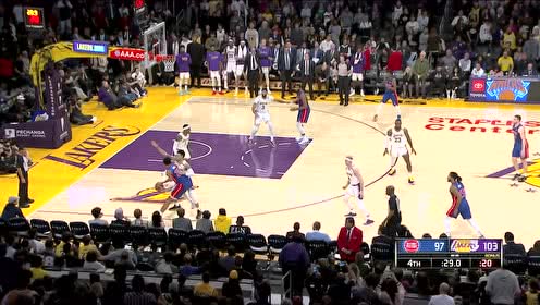 【NBA集錦】制造懸念！伍德回頭望月羅斯上演空中大回環(huán)上反籃
