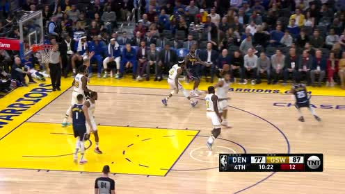 【NBA集锦】追分时期的最好利器 比斯利手起刀落三分瞄进