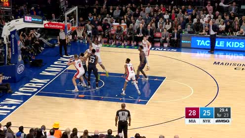 【NBA集錦】沒(méi)有困難制造困難也要進(jìn) 多特森跳投不中硬鋼三人補(bǔ)籃得手造犯規(guī)