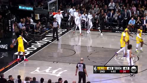 【NBA集锦】这飞一样的感觉!丁威迪假突真传阿伦飞身灌篮
