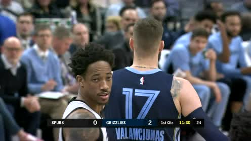 【NBA集锦】开场先来个下马威!瓦兰丘纳斯篮下翻江倒海打成2+1