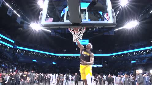 【NBA集锦】这球值50分不 霍华德赛前训练打板单臂战斧暴扣预热扣篮大赛