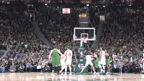 【NBA集锦】赶的好不如赶得巧 海沃德压哨三分如春风拂面