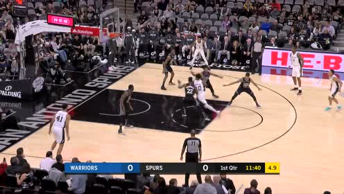 【NBA集锦】遭遇包夹又何妨？德罗赞篮下1v2抛投打板先拔头筹