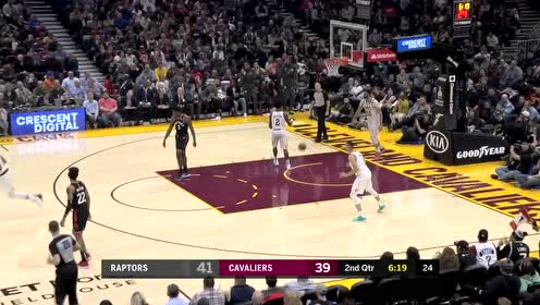 【NBA集錦】西亞卡姆多人包夾中送妙傳 阿奴諾比底線空切雙手暴扣