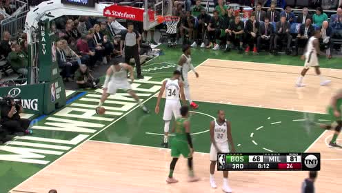 【NBA集锦】兄弟不进我来凑 泰斯补篮劈扣捡漏美滋滋