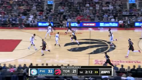 【NBA集錦】快攻反擊一瞬間 鮑威爾風(fēng)馳電掣滑翔霸氣劈扣