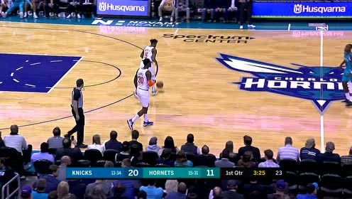 【NBA集锦】兰德尔突破中发现机会 连线罗宾逊空接暴扣