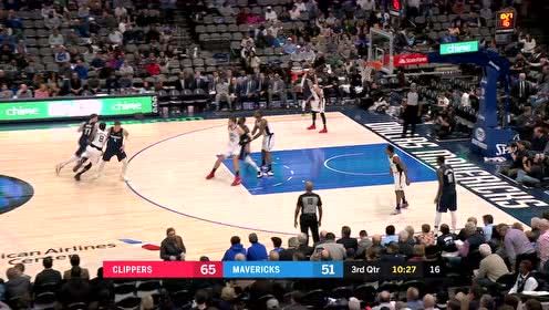 【NBA集锦】启动的一步快如闪电 东契奇劈山伐木单手虐筐重扣