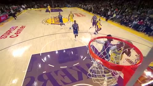 【NBA集锦】波普上篮遭波蒂斯抡头恶犯 詹姆斯为兄弟打抱不平