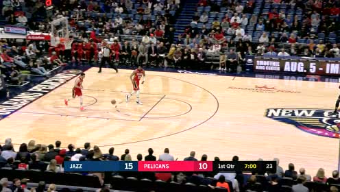 【NBA集錦】打無(wú)球也照樣優(yōu)秀 米切爾接球就投三分穿網(wǎng)