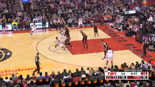 【NBA集锦】晃得你找不着北！洛瑞假意突破一个转身后仰出手命中