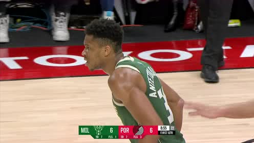 【NBA集錦】你強(qiáng)任你強(qiáng)！字母哥籃下拔起暴扣利拉德火熱三分一發(fā)入魂