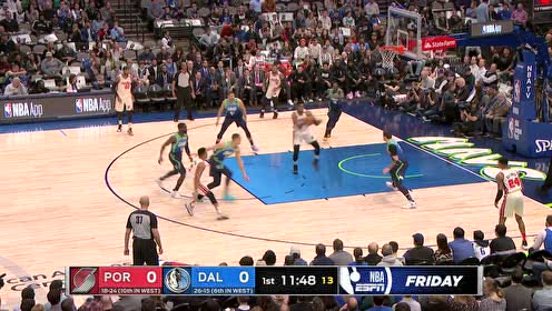 【NBA集锦】CJ小手一抛助攻怀特塞德拔起暴扣还没完 急停中距离迎人出手再取两分