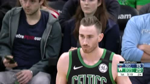 【NBA集錦】與生俱來一般的默契 綠軍三角進攻助杰倫布朗籃下吃餅輕松扣籃