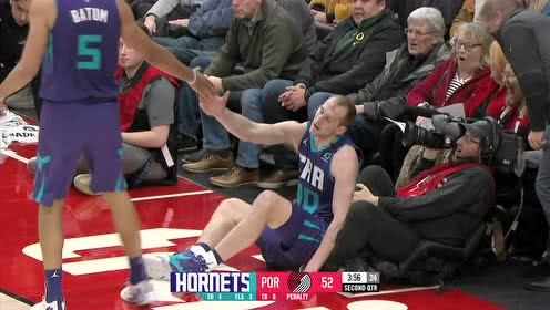 【NBA集錦】搶斷反擊單騎闖關(guān) 巴圖姆快攻一條龍雙臂暴扣