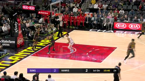 【NBA集錦】布克橫移一步干拔三分！再來一招前傾拋投連續(xù)得分