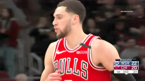 【NBA集锦】起飞请注意 拉文外线接球避实就虚腾云驾雾单手劈扣