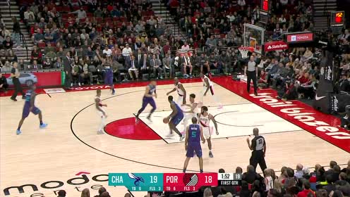 【NBA集錦】直殺內(nèi)線鷂子翻身 培根籃下強打2+1秀翻全場